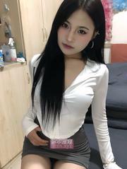 德州眼镜胸大逼紧风骚熟女