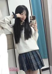 丝足倒立吹小太妹