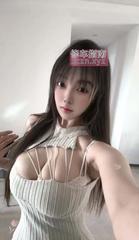 小伊偶然认识的