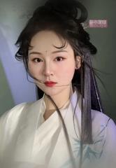 过年不回家的灵儿