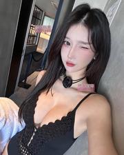 魅惑D胸，骚妹妹璐璐