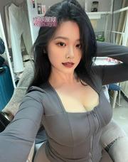 F奶莞式全套小骚逼