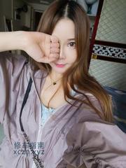 网红脸撩人巨臀小姑凉